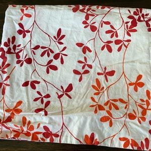 Pottery barn queen duvet cover with shams